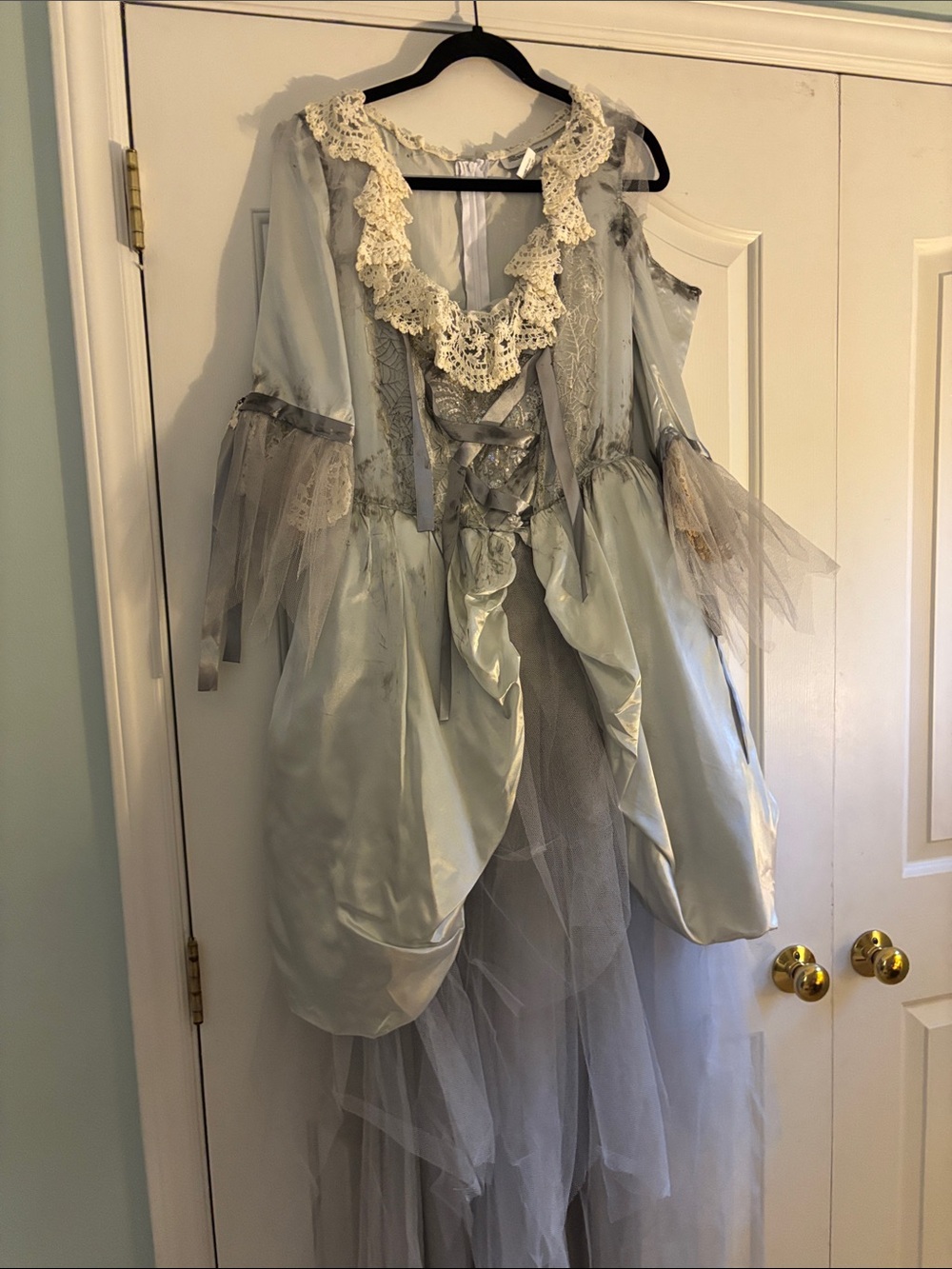 woman’s Vintage style Lace Ghost medium Costume Dress - Light Gray cosplay